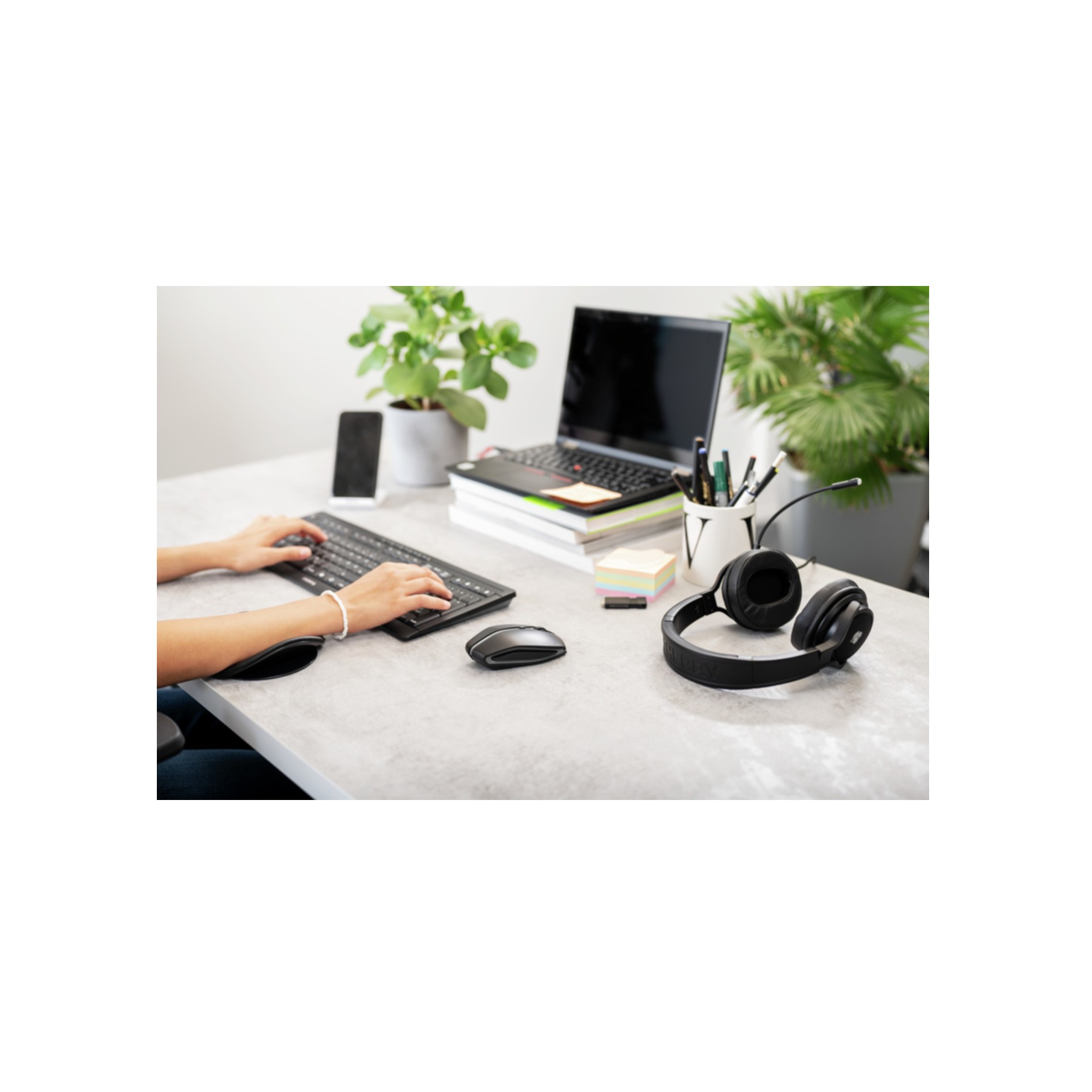 Mouse Cherry Gentix BT Bluetooth Schwarz (JW-7500-2) Mouse Cherry Gentix BT Bluetooth Schwarz (JW-7500-2)