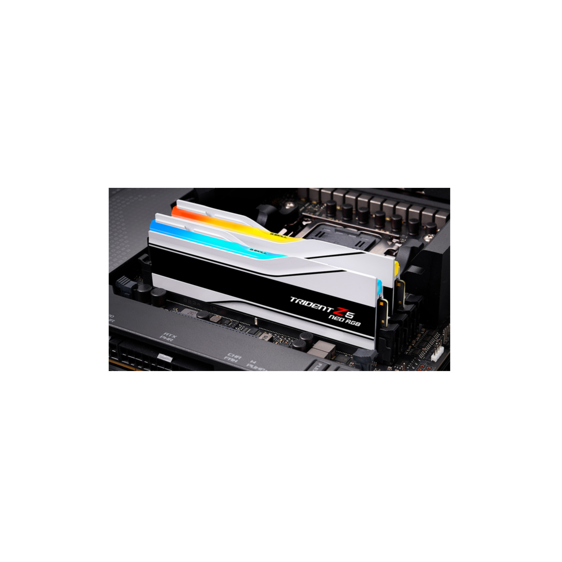 DDR5 32GB KIT 2x16GB PC 6000 G.Skill Trident Z5 Neo RGB F5-6000J2836G16GX2-TZ5NR